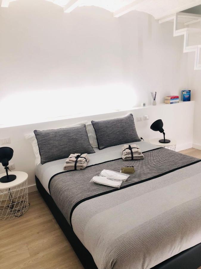 Apartment Vsg25 Nel Centro Di Cagliari Exterior foto