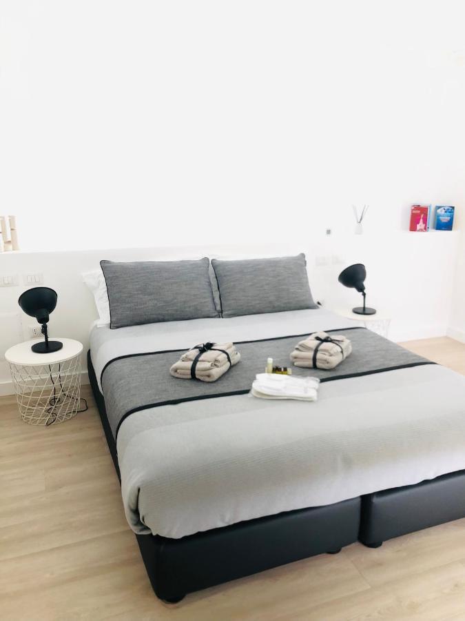 Apartment Vsg25 Nel Centro Di Cagliari Exterior foto